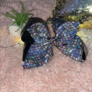 Mermaid Jojo Bow(never worn)
